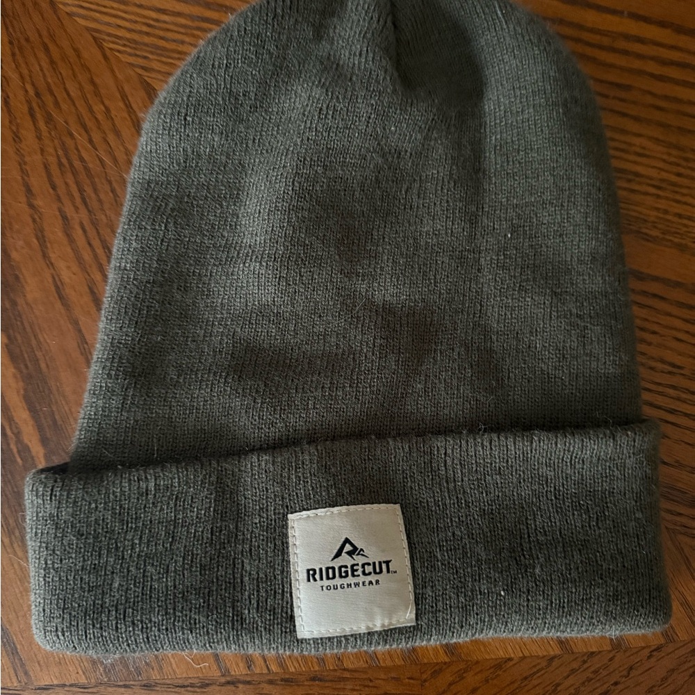 Ridgecut Men's Dark Green Knit Beanie